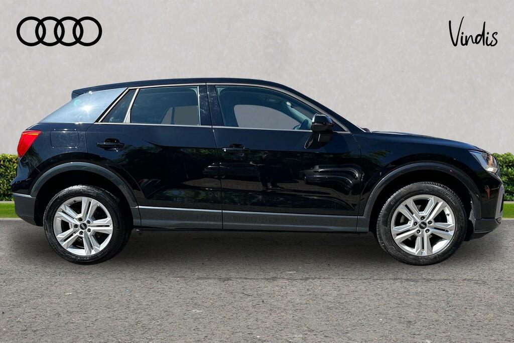 Audi Q2 Audi Q2 Sport 35 Tfsi 150 Ps S Tronic PJ71CGX Black #4