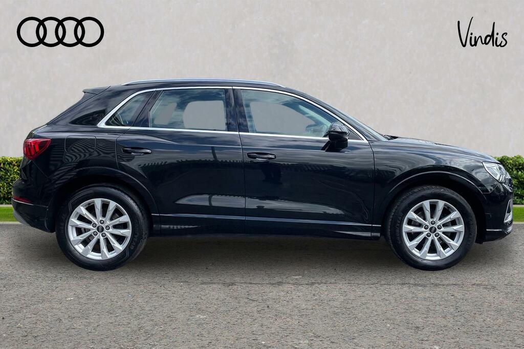 Audi Q3 Audi Q3 Sport 35 Tfsi 150 Ps S Tronic AE23XDJ Black #4