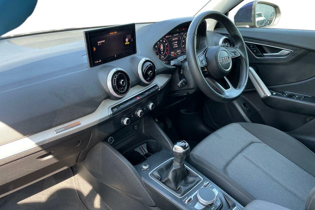 Audi Q2 Audi Q2 Sport 30 Tfsi 110 Ps 6-Speed DE23GXU Blue #2