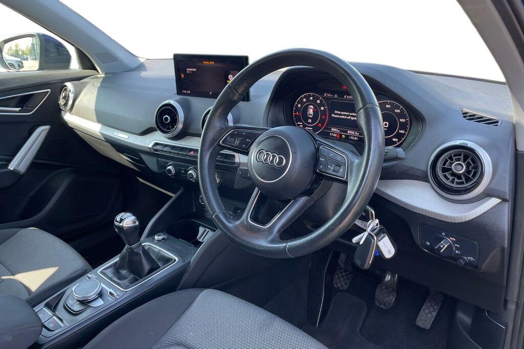Audi Q2 Audi Q2 Sport 30 Tfsi 110 Ps 6-Speed DE23GXU Blue #6