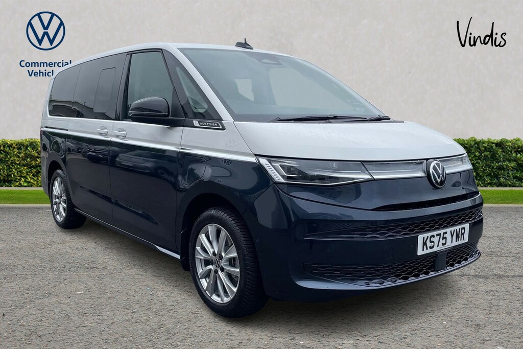 Volkswagen Multivan Volkswagen Multivan Estate 1.5 Tsi Ehybrid Style 5 White