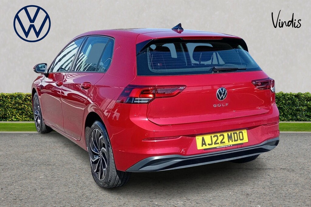 Volkswagen Golf Volkswagen Golf Life 1.5 Tsi 130Ps 6-Speed AJ22MDO Red #3