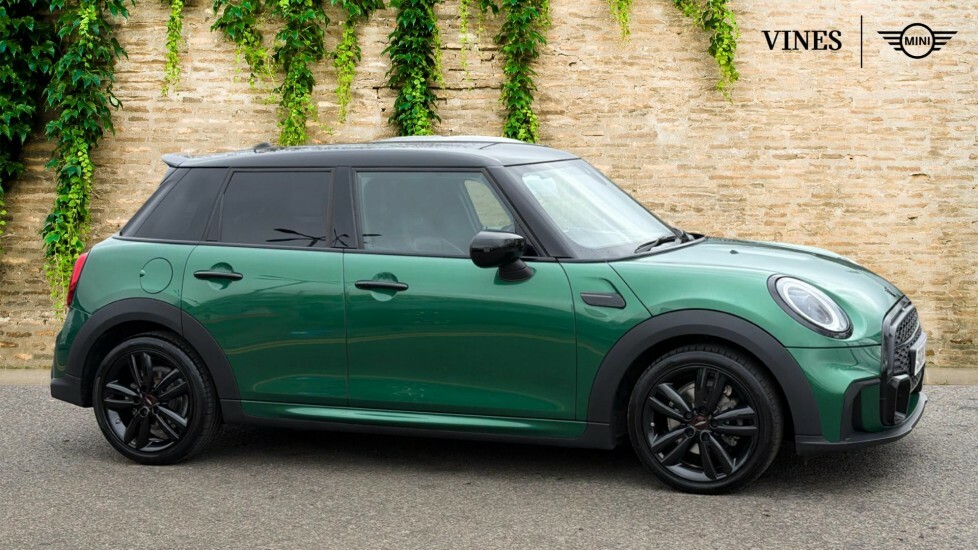 Mini Hatch 5-Door Hatch Cooper Sport EK24YZD Green #3