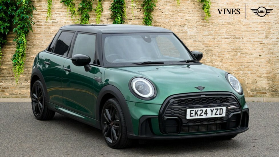 Mini Hatch 5-Door Hatch Cooper Sport Green