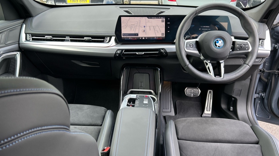 BMW iX1 Ix1 Edrive20 M Sport HV75VXH  #4