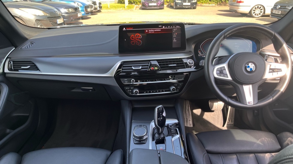 BMW 5 Series 520D Xdrive M Sport Saloon GX23OUL #4