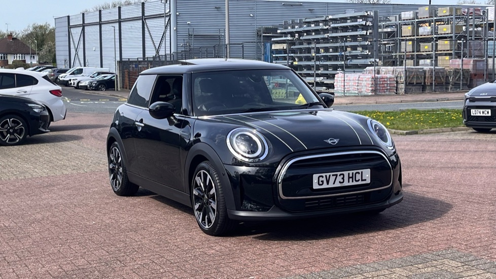 Mini Hatch 3-Door Hatch Cooper Exclusive Black