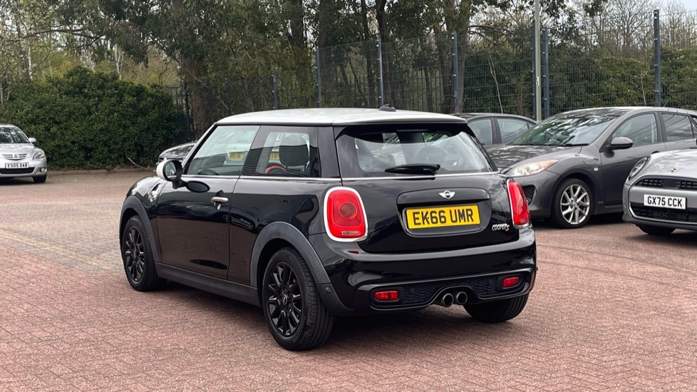 Mini Hatch Cooper S 3-Door Hatch EK66UMR Black #2