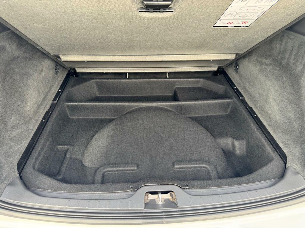 Volvo XC60 3.2 2dr Silver #60