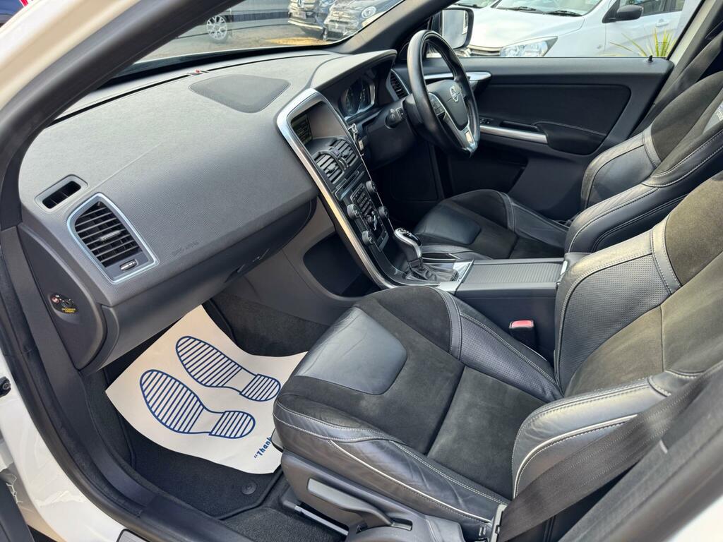 Volvo XC60 3.2 2dr Silver #37