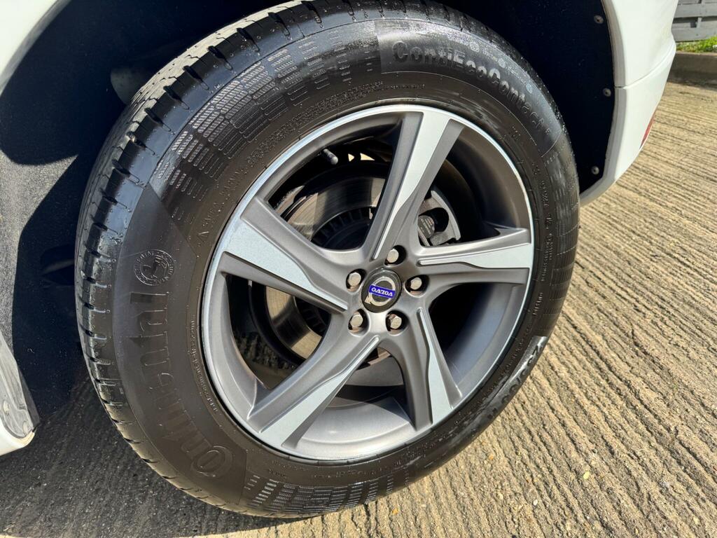 Volvo XC60 3.2 2dr Silver #32