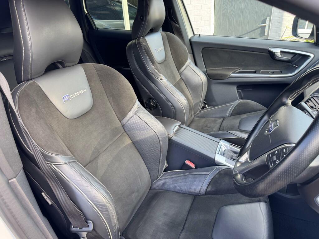 Volvo XC60 3.2 2dr Silver #35