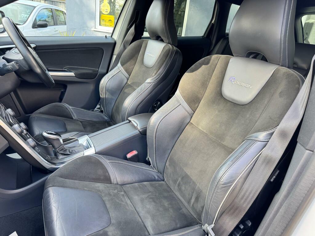 Volvo XC60 3.2 2dr Silver #47