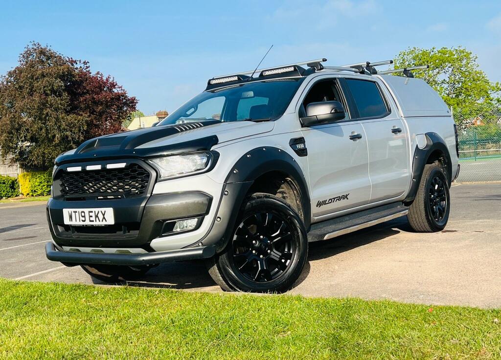 Ford Ranger 3.2 Tdci Wildtrak Pickup Double Cab Aut Silver #3