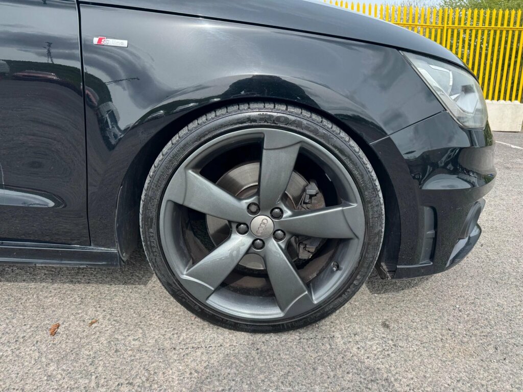 Audi A1 2.0 Tdi Black Edition Sportback Euro 5 Ss Black #6