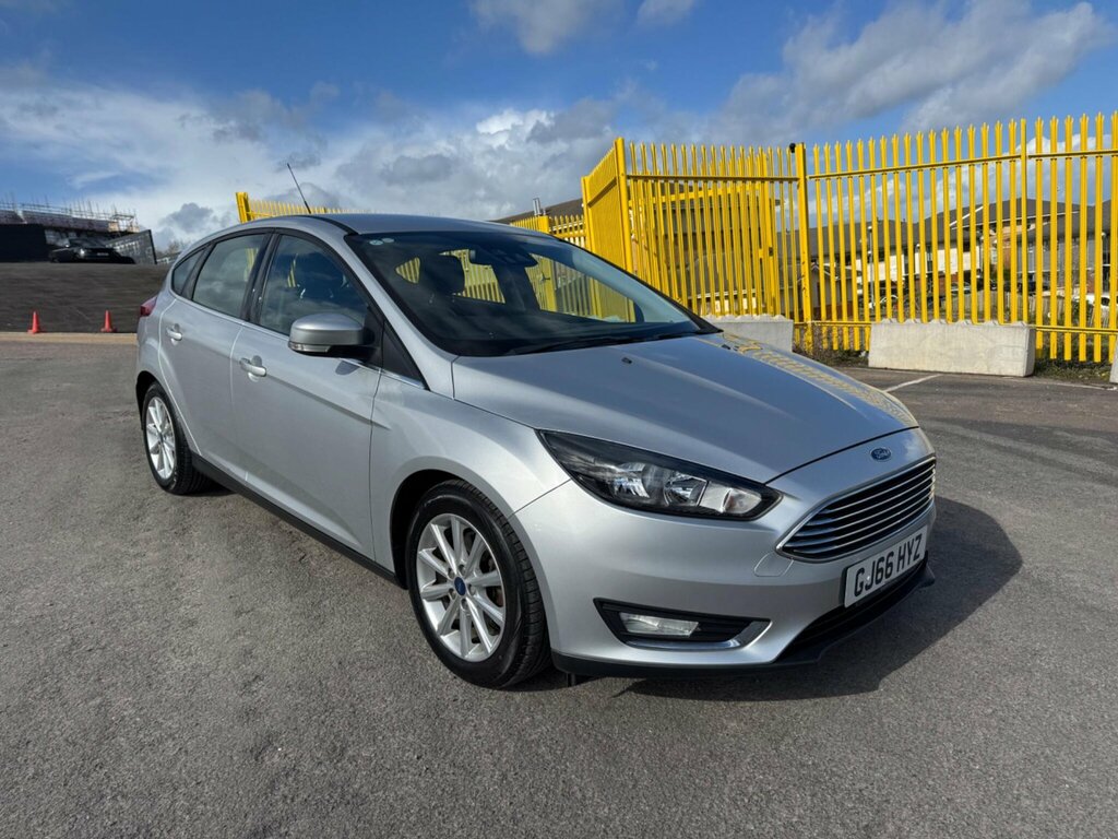 Ford Focus 1.0T Ecoboost Titanium Euro 6 Ss Silver #4