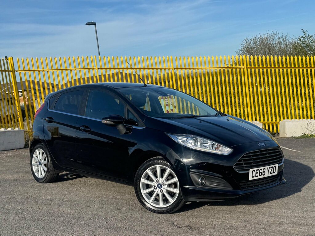 Ford Fiesta 1.0T Ecoboost Titanium Euro 6 Ss Black