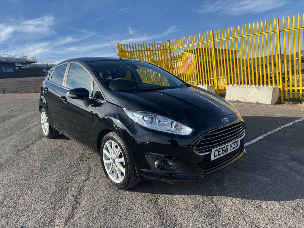 Ford Fiesta 1.0T Ecoboost Titanium Euro 6 Ss CE66YZO Black #4