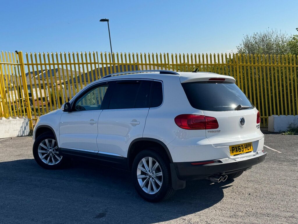 Volkswagen Tiguan 2.0 Tdi Bluemotion Tech Se 2Wd Euro 5 Ss White #2