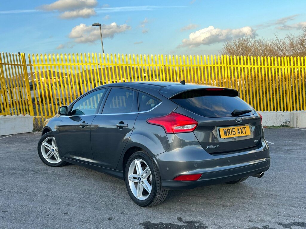 Ford Focus 1.5T Ecoboost Titanium Euro 6 Ss WR15AXT Grey #2