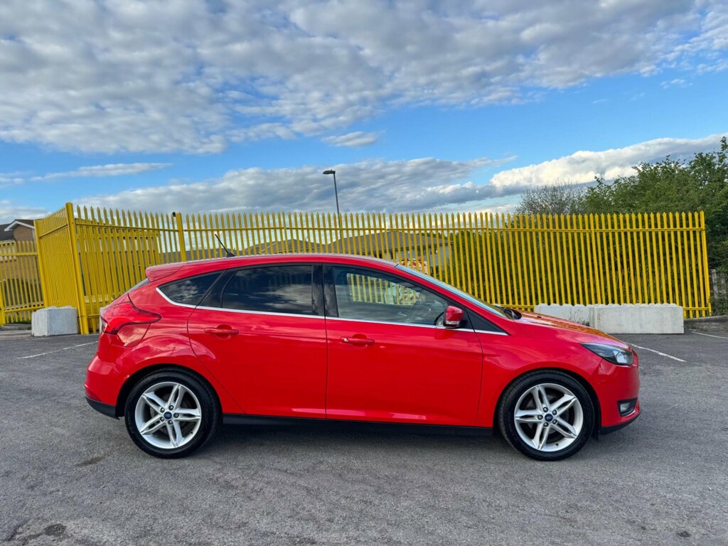 Ford Focus 1.0T Ecoboost Zetec Edition Euro 6 Ss SB67PBZ Red #5