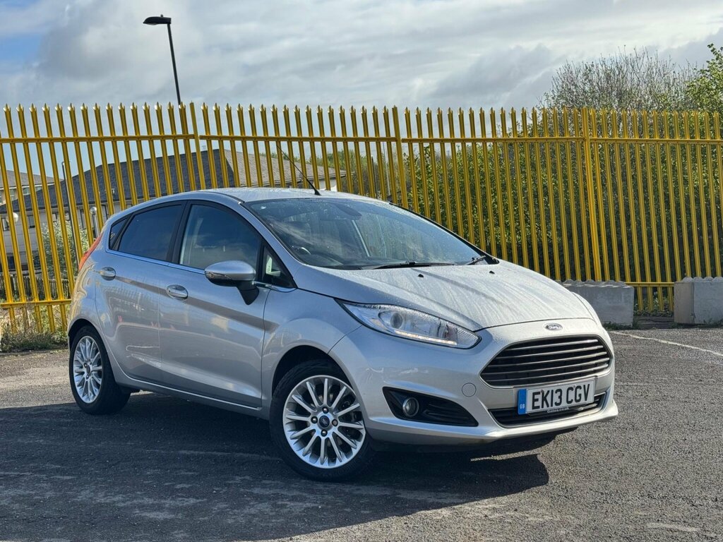 Ford Fiesta 1.0T Ecoboost Titanium X Euro 5 Ss EK13CGV Silver