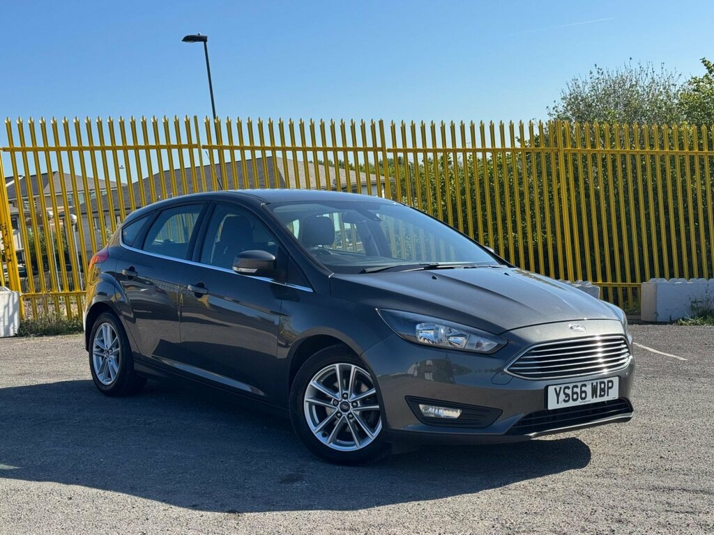 Ford Focus 1.0T Ecoboost Zetec Euro 6 Ss YS66WBP Grey