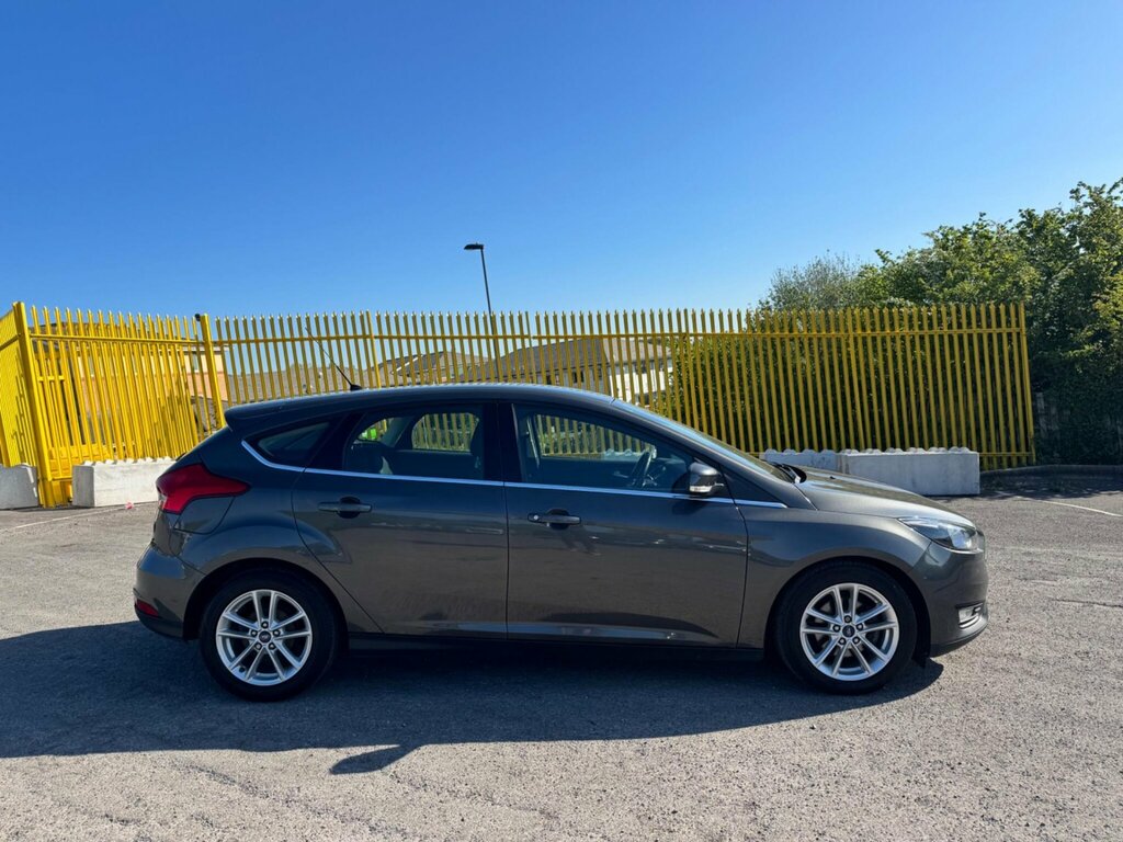 Ford Focus 1.0T Ecoboost Zetec Euro 6 Ss YS66WBP Grey #5