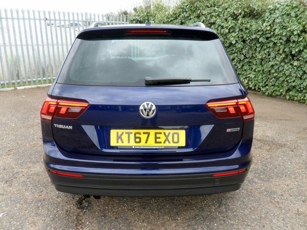 Volkswagen Tiguan 2.0 Tdi Se Navigation Suv Dsg 4Motion E KT67EXO Blue #3