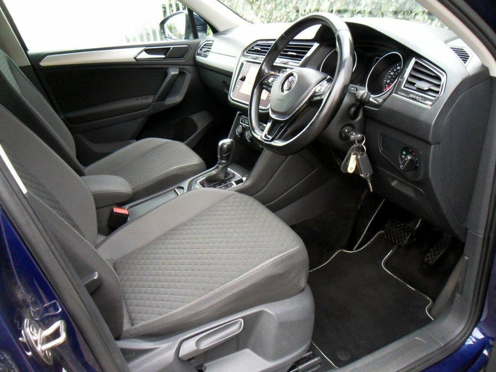 Volkswagen Tiguan 2.0 Tdi Se Navigation Suv Dsg 4Motion E KT67EXO Blue #5