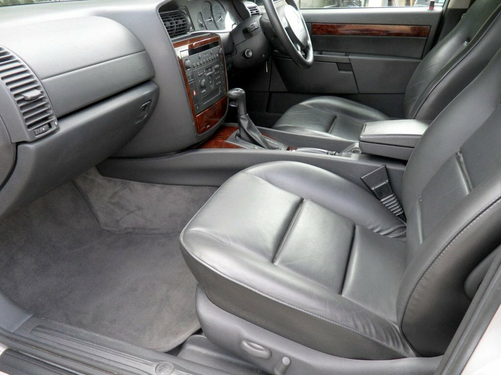 Vauxhall Omega 2.2I 16V Gls Black #54