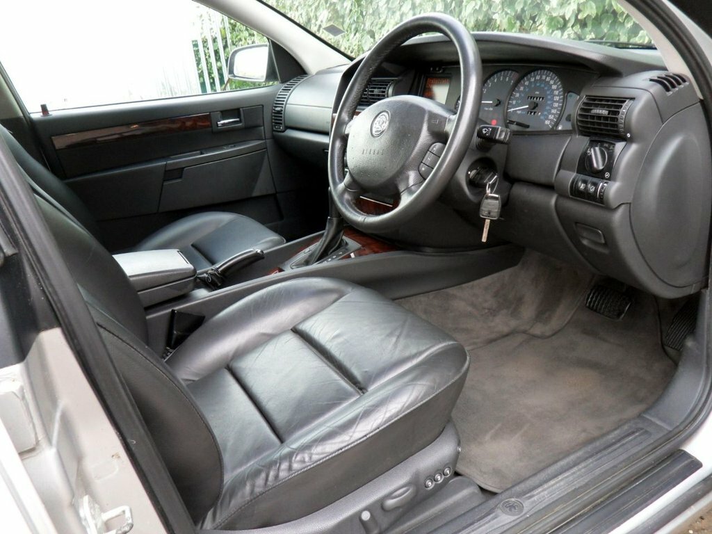 Vauxhall Omega 2.6I V6 24V Elite Saloon 276 Silver #5