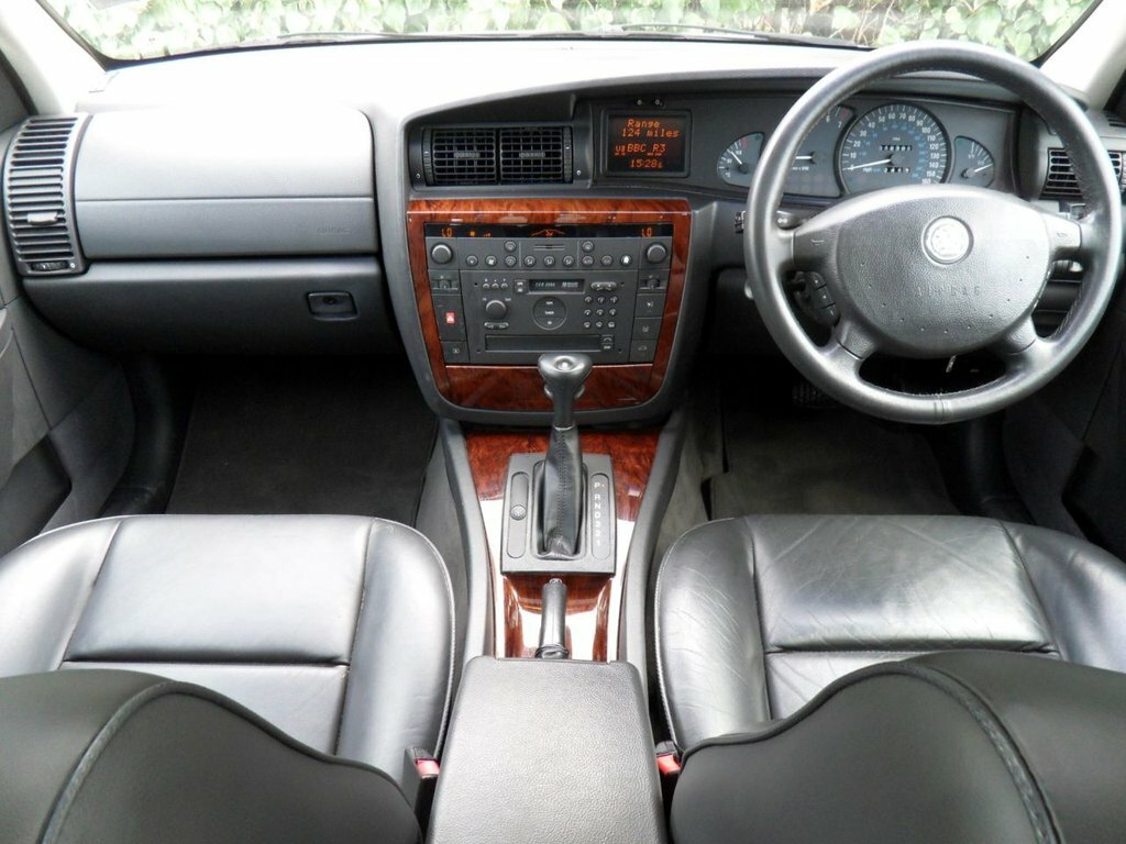 Vauxhall Omega 2.2I 16V Gls Black #18