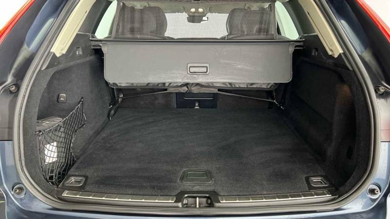 Volvo XC60 B4 Mild Hybrid Plus Dark - 2023 72 YN72PTU Blue #5