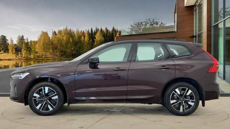Volvo XC60 B5 Awd Mild Hybrid Plus Dark - 2025 75 SM75ABK Red #6