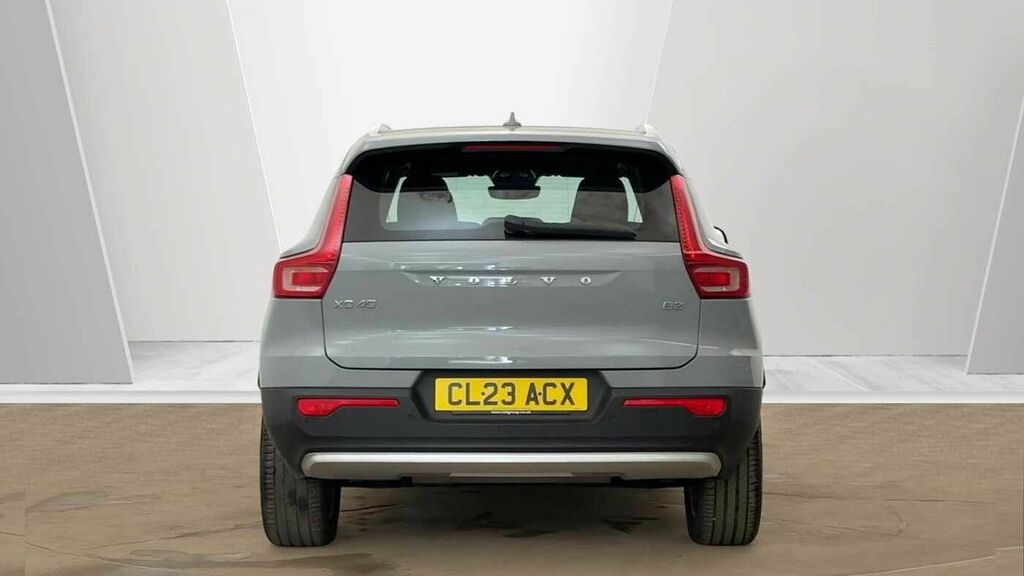 Volvo XC40 Core, B3 Mild Hybrid, CL23ACX Grey #4