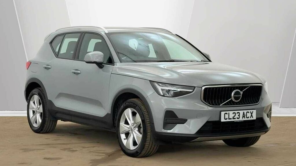 Volvo XC40 Core, B3 Mild Hybrid, Grey