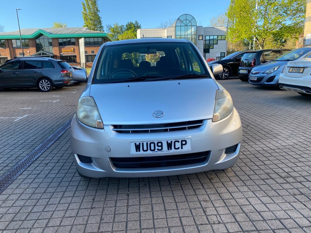 Daihatsu Sirion 1.3 Se Hatchback 137 Gkm, 85 B Silver #5