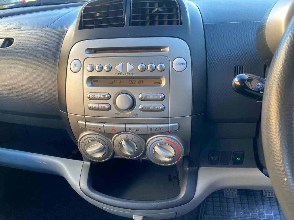 Daihatsu Sirion Se Silver #58