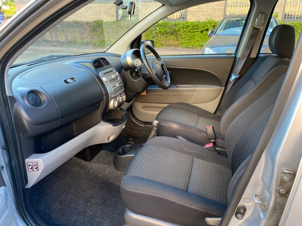 Daihatsu Sirion Se Silver #50