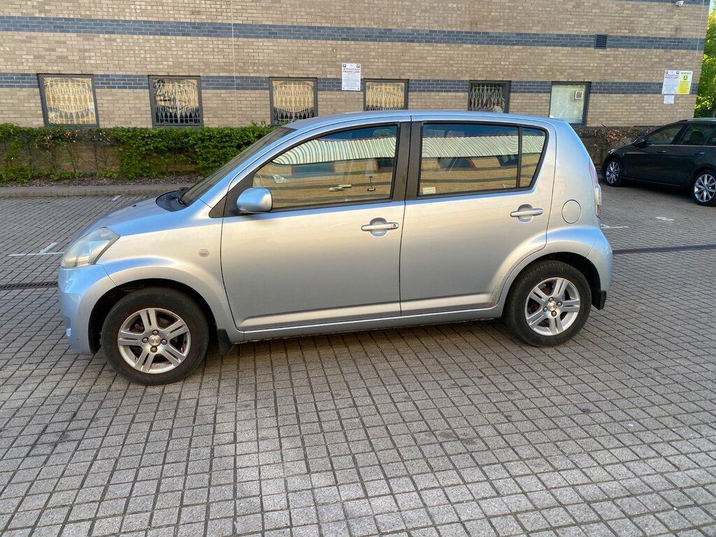 Daihatsu Sirion Se Silver #13