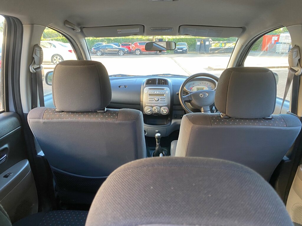 Daihatsu Sirion Se Silver #33