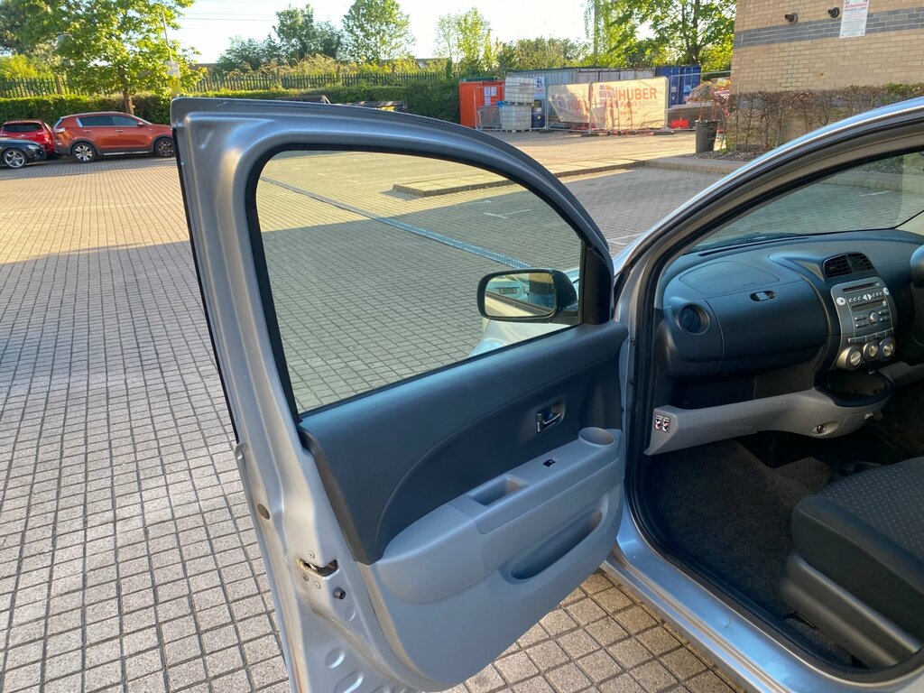 Daihatsu Sirion Se Silver #48