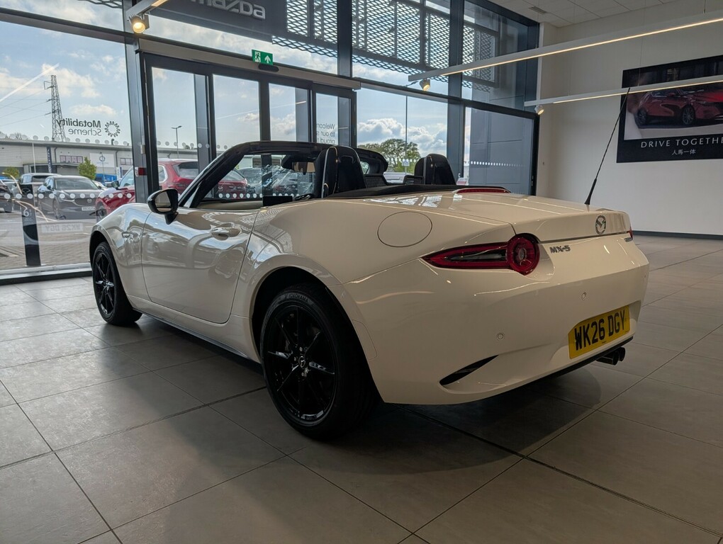 Mazda MX-5 1.5 132 Prime-line White #4