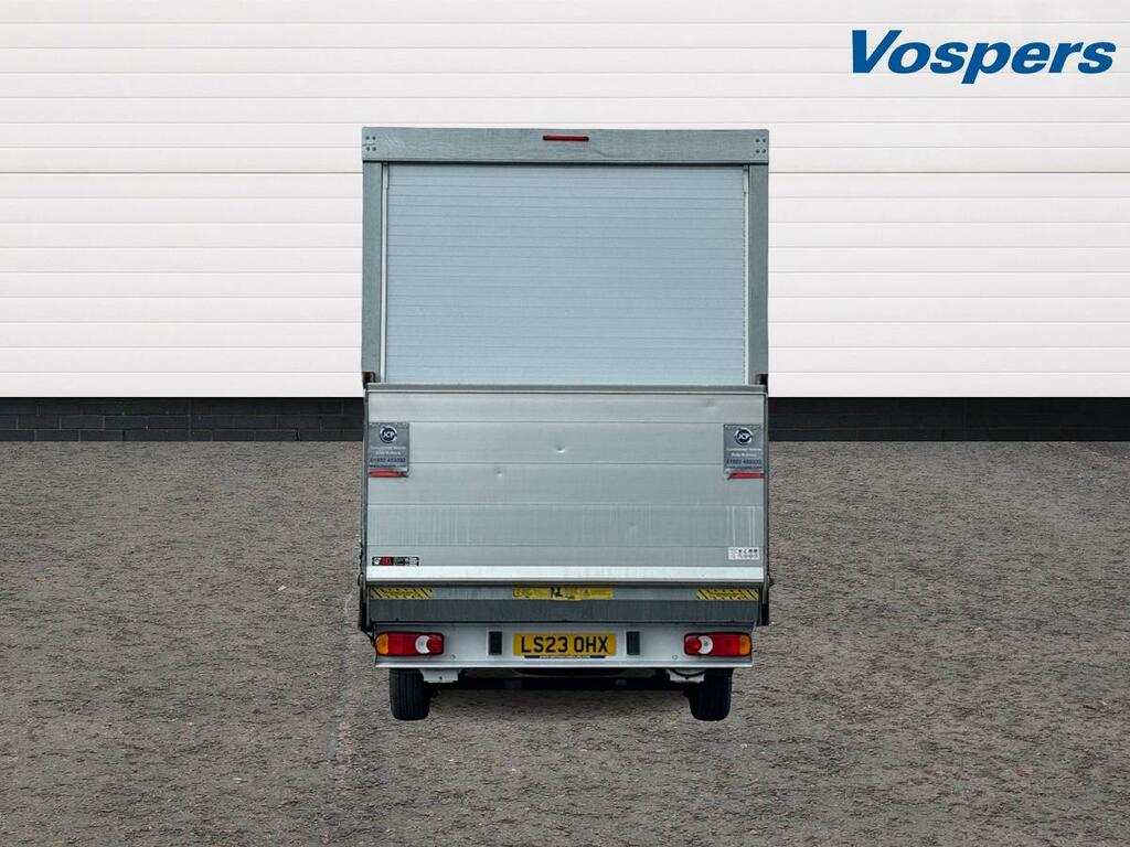 Peugeot Boxer 2.2 Bluehdi Luton 140Ps LS23OHX White #4