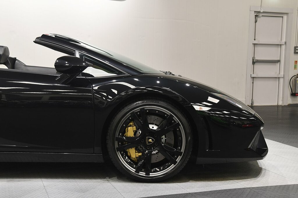 Lamborghini Gallardo Lp 570-4 Spyder Performante 2-Door White #33