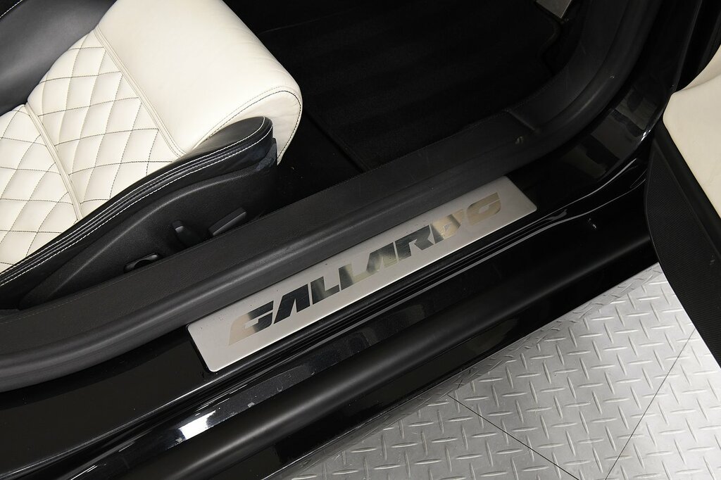 Lamborghini Gallardo Lp 570-4 Spyder Performante 2-Door White #26