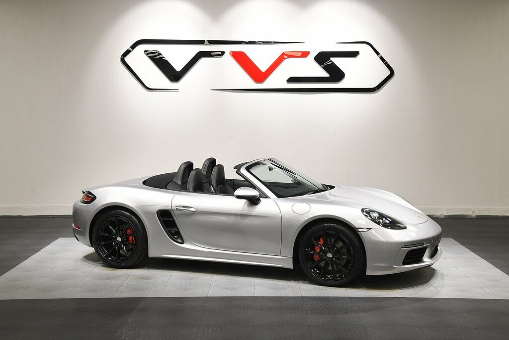 Porsche 718 Boxster T S Silver