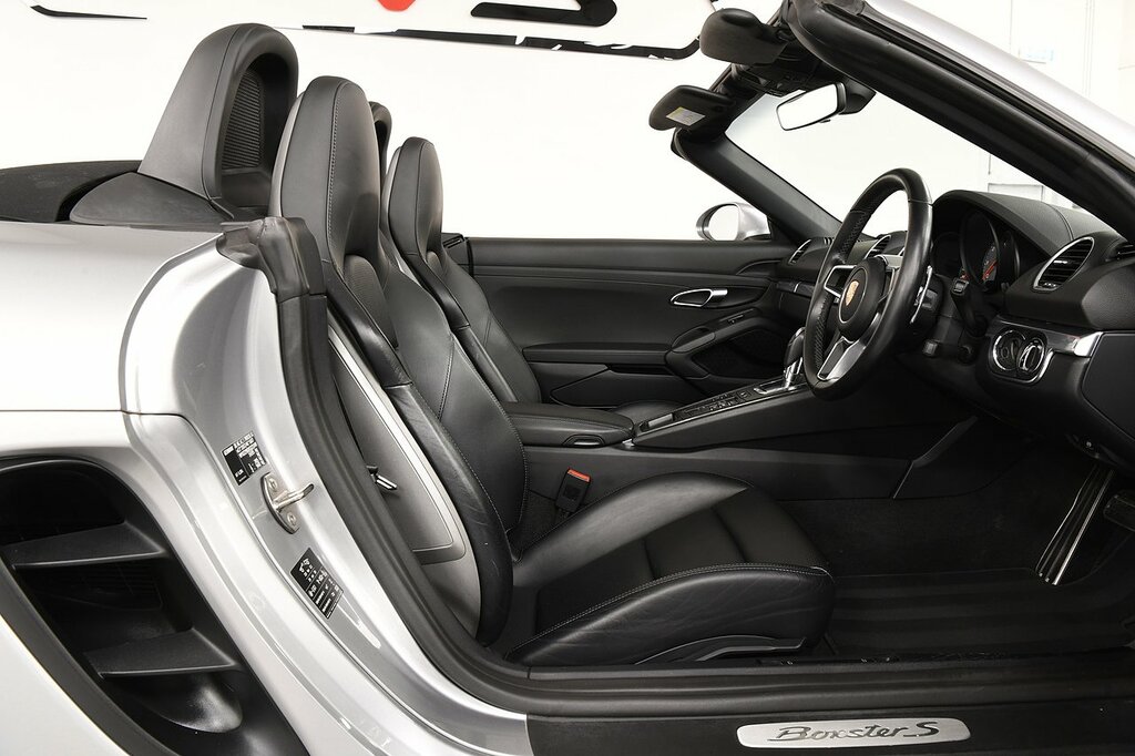 Porsche 718 Boxster T S Silver #6