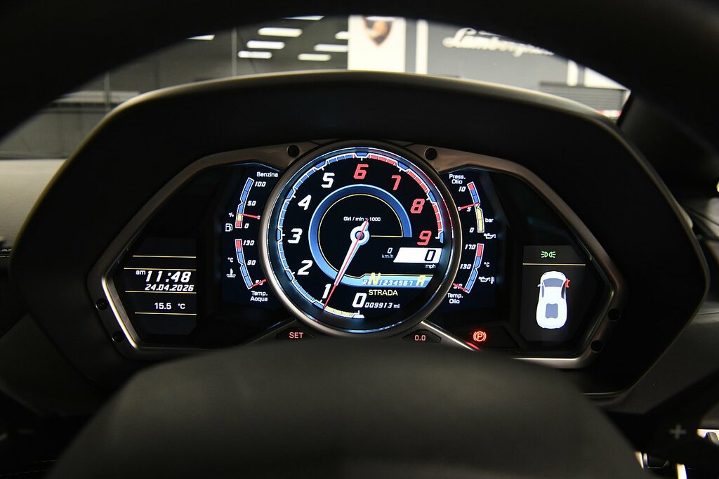 Lamborghini Aventador Lp 700-4 White #22